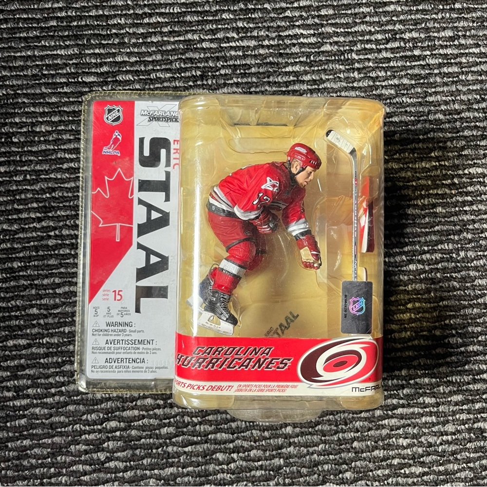 Eric Staal Carolina Hurricanes McFarlane NHL Figure - Red